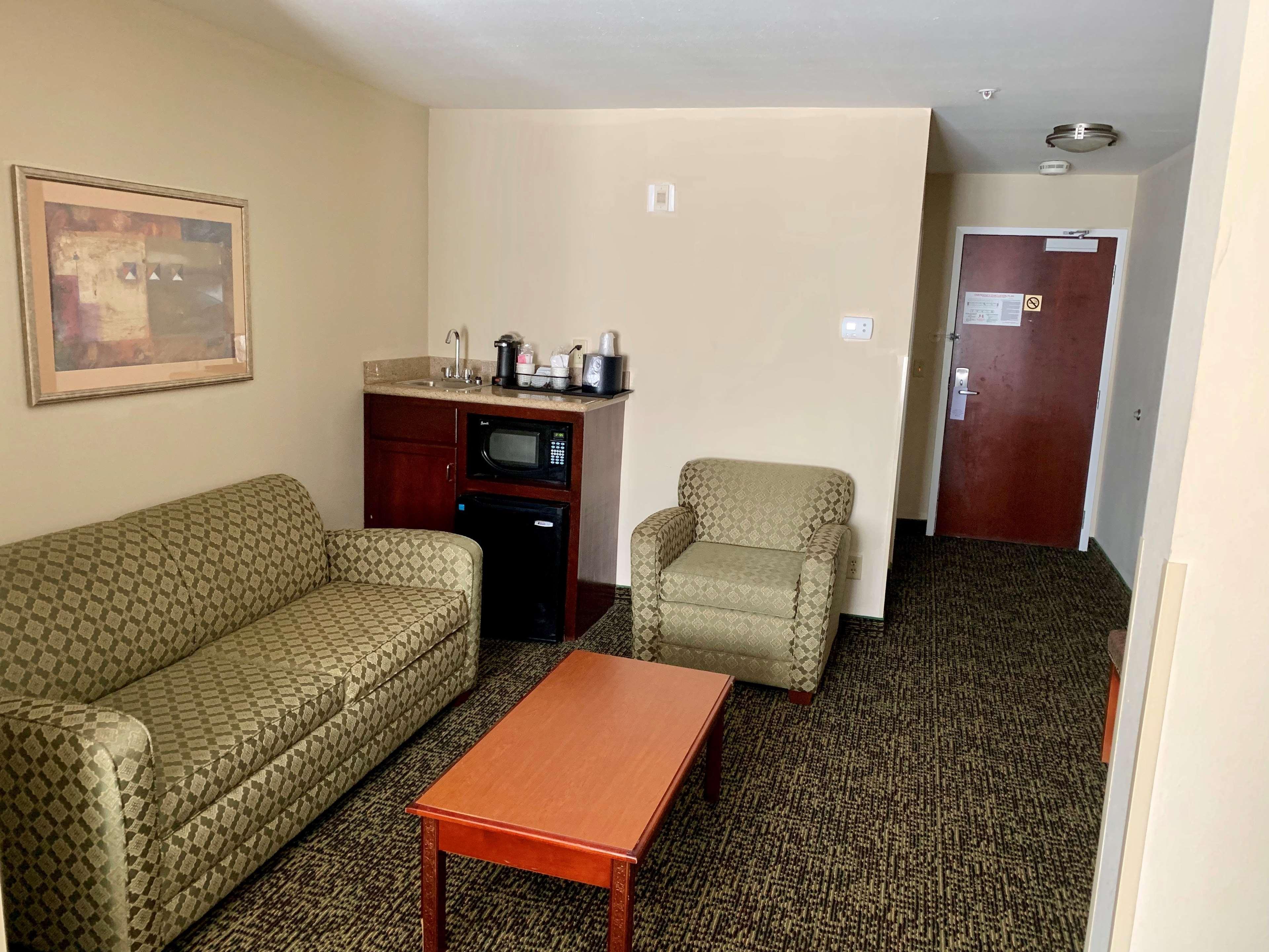 Country Inn & Suites By Radisson, Midway - Tallahassee West Exteriör bild