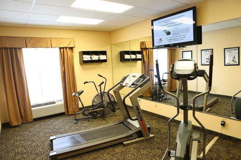 Country Inn & Suites By Radisson, Midway - Tallahassee West Exteriör bild