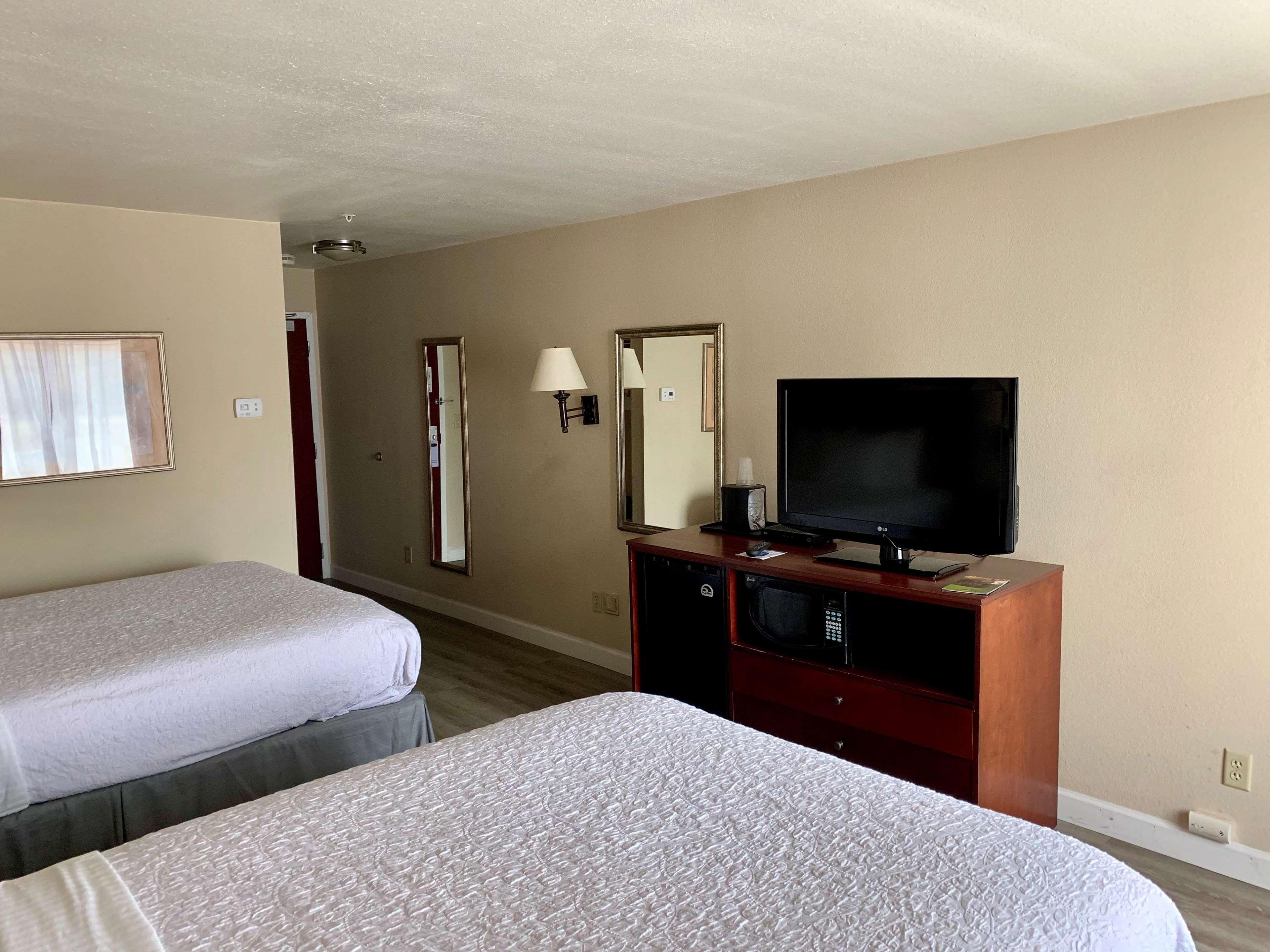 Country Inn & Suites By Radisson, Midway - Tallahassee West Exteriör bild