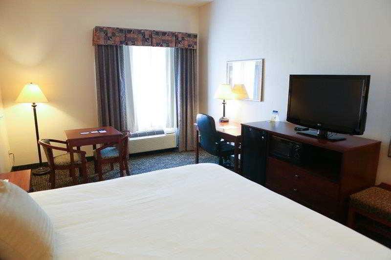 Country Inn & Suites By Radisson, Midway - Tallahassee West Exteriör bild