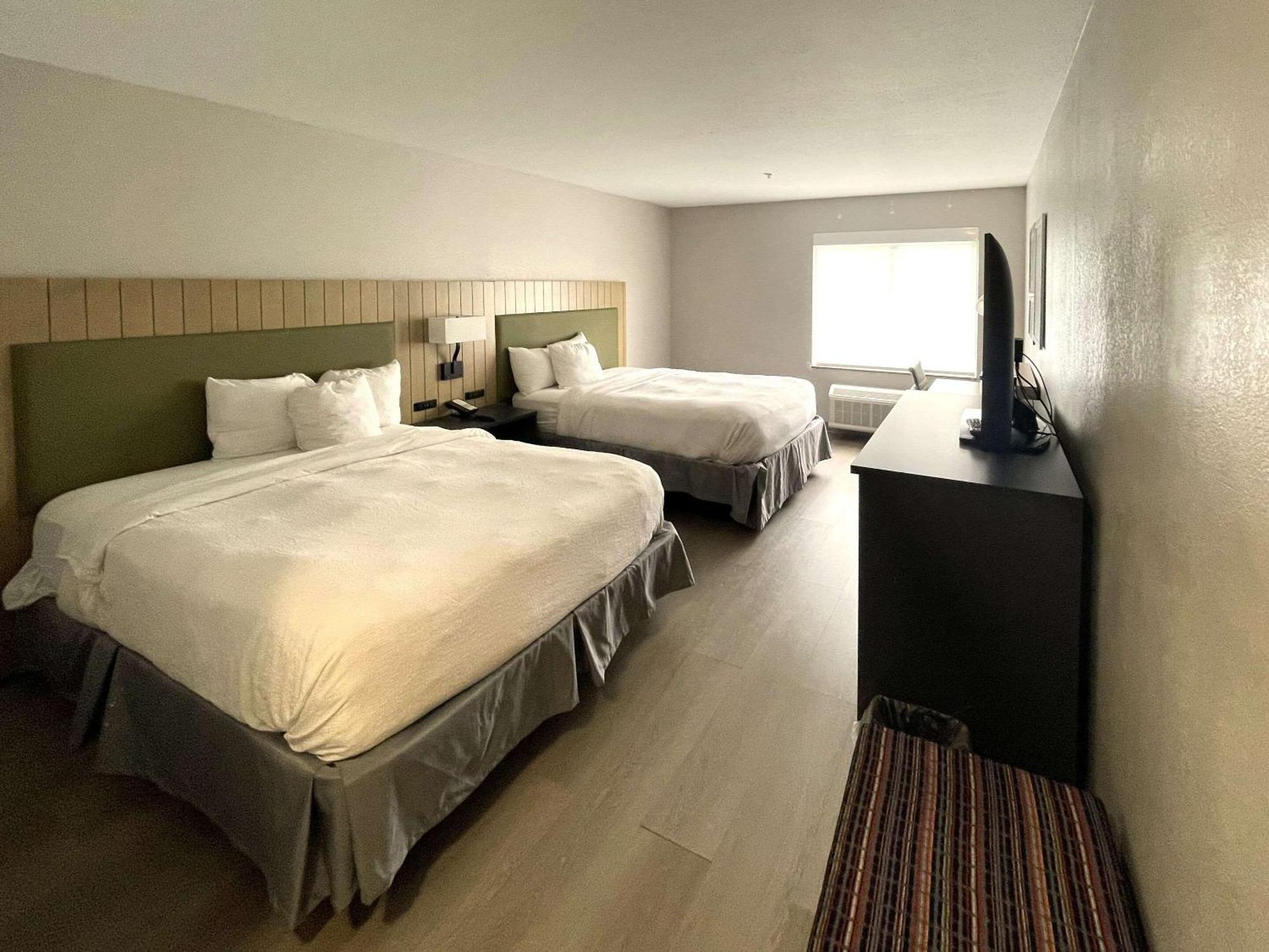 Country Inn & Suites By Radisson, Midway - Tallahassee West Exteriör bild